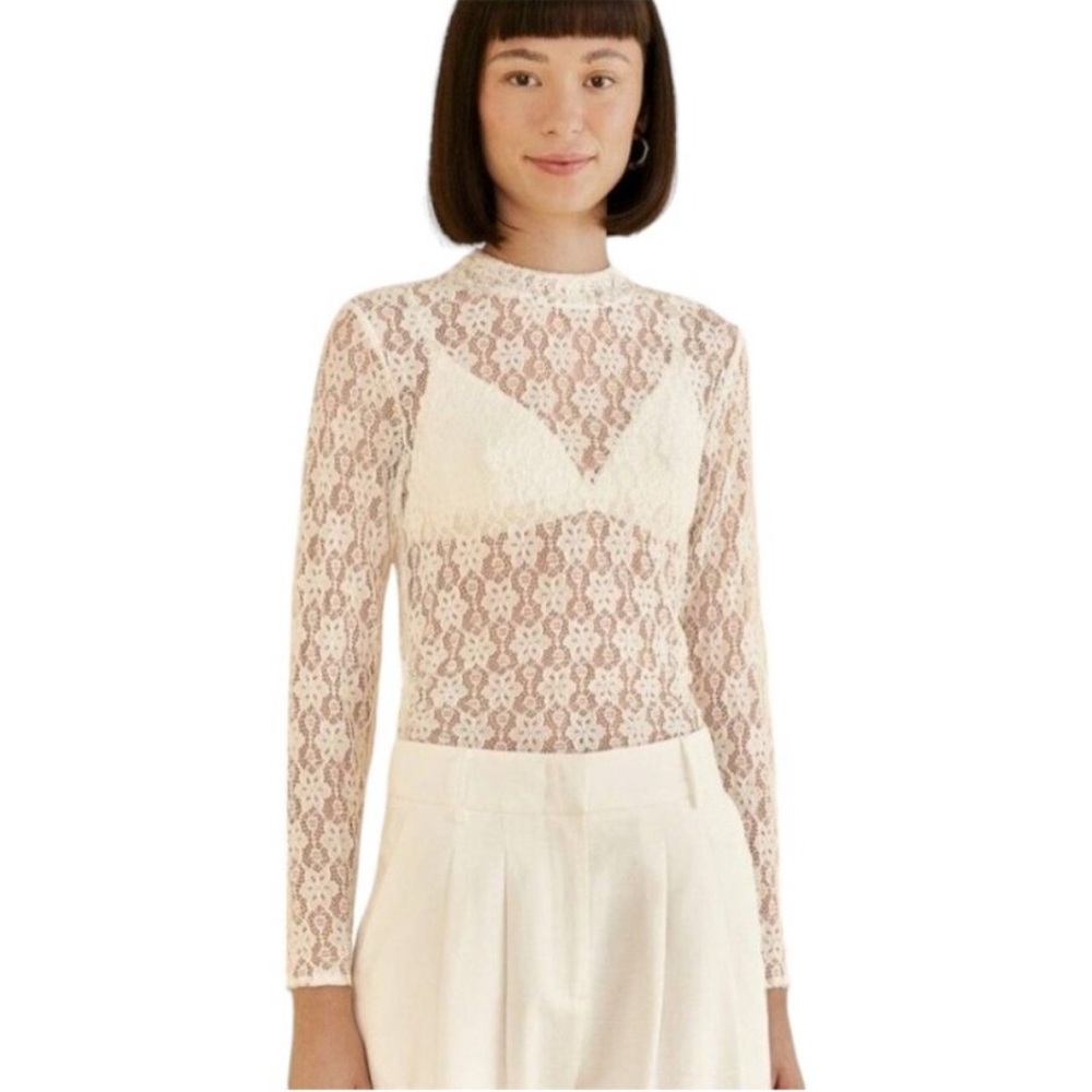 Elegant Farm Rio Cream Lace Long Sleeve Top